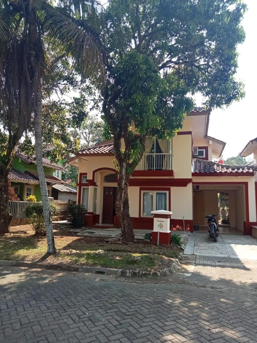 Admiral Villa - Housity