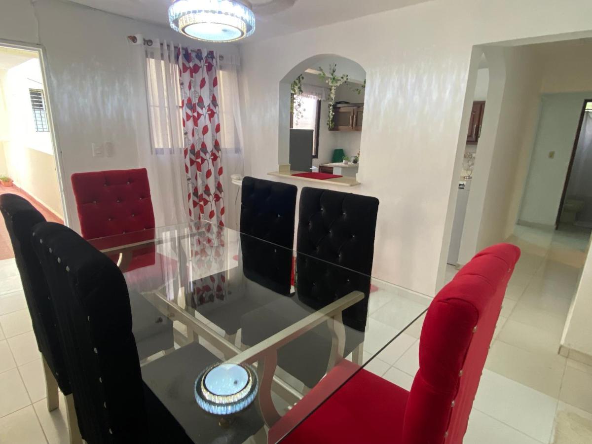 9DR 3-Bedroom Apartment Near Monumental Area - Housity