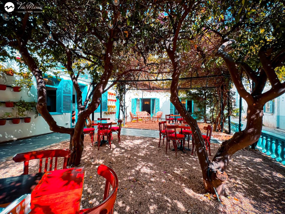 Via Mina Hotel - Housity