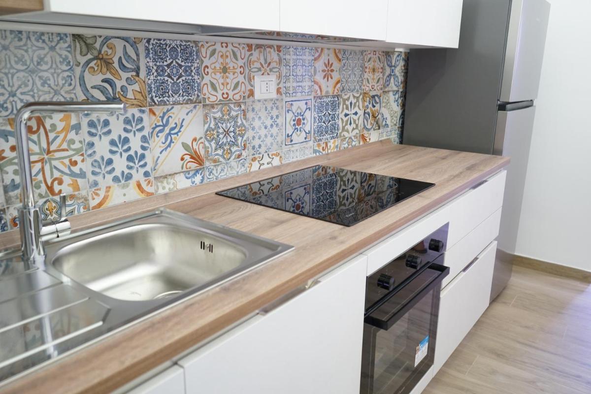 TorrediGaffe Home, una casa nella piazzetta del borgo a due passi dal mare - Housity