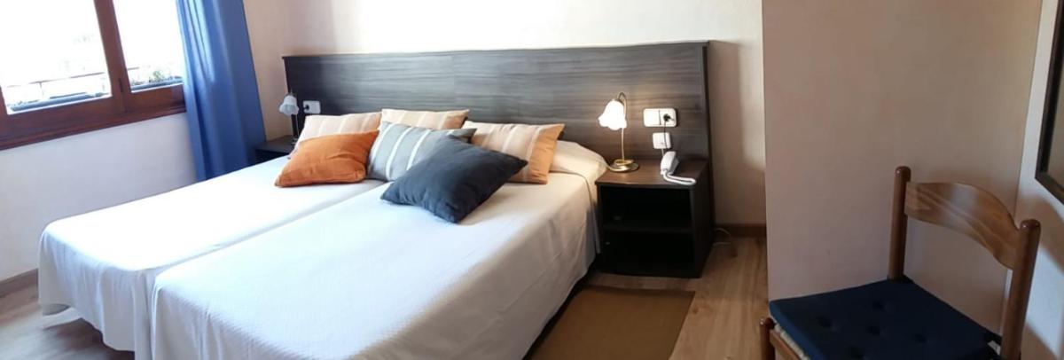Cama o camas de una habitación en Hotel Rosa & Spa Begur