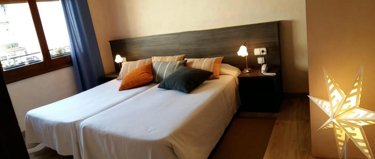 Cama o camas de una habitación en Hotel Rosa & Spa Begur