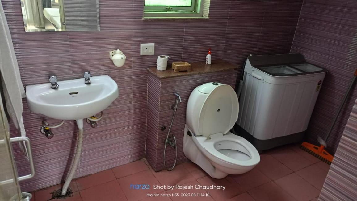 Suitetrails - Home Stay Dwarka19