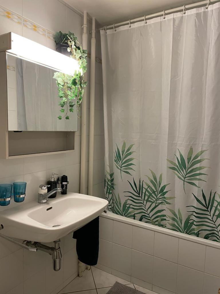 Chambre double vue lac Montreux centre - Housity