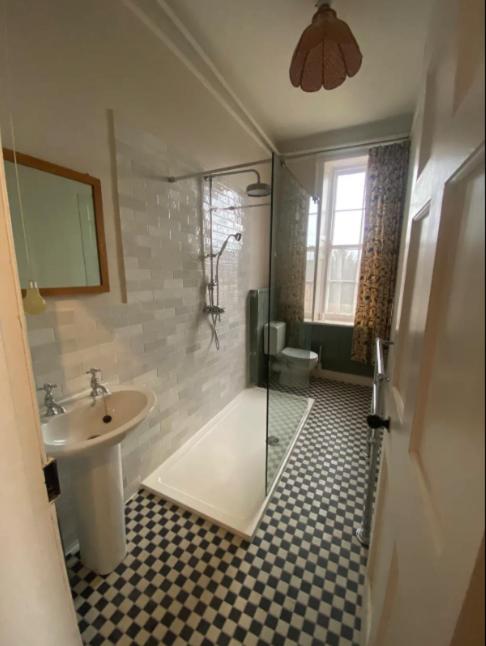 Thirsk Hall South Wing, North Yorkshire - Housity