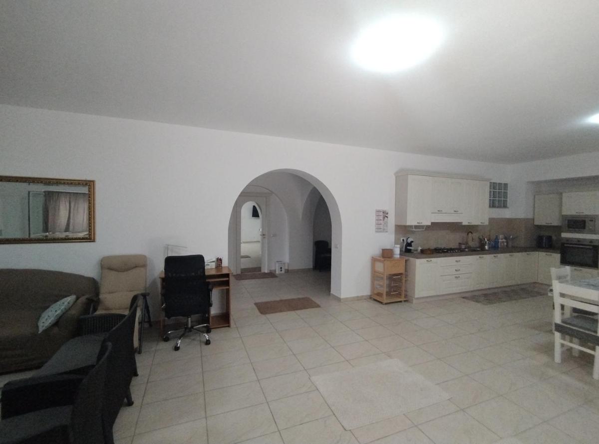 Oasi dei gatti - Housity