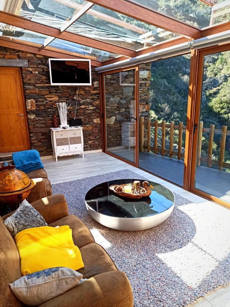 Suitetrails - PENA GUEST HOUSE