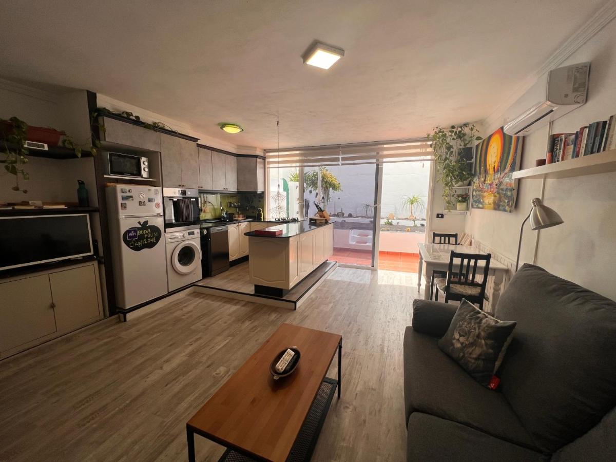 Budda house Puerto del carmen. - Housity
