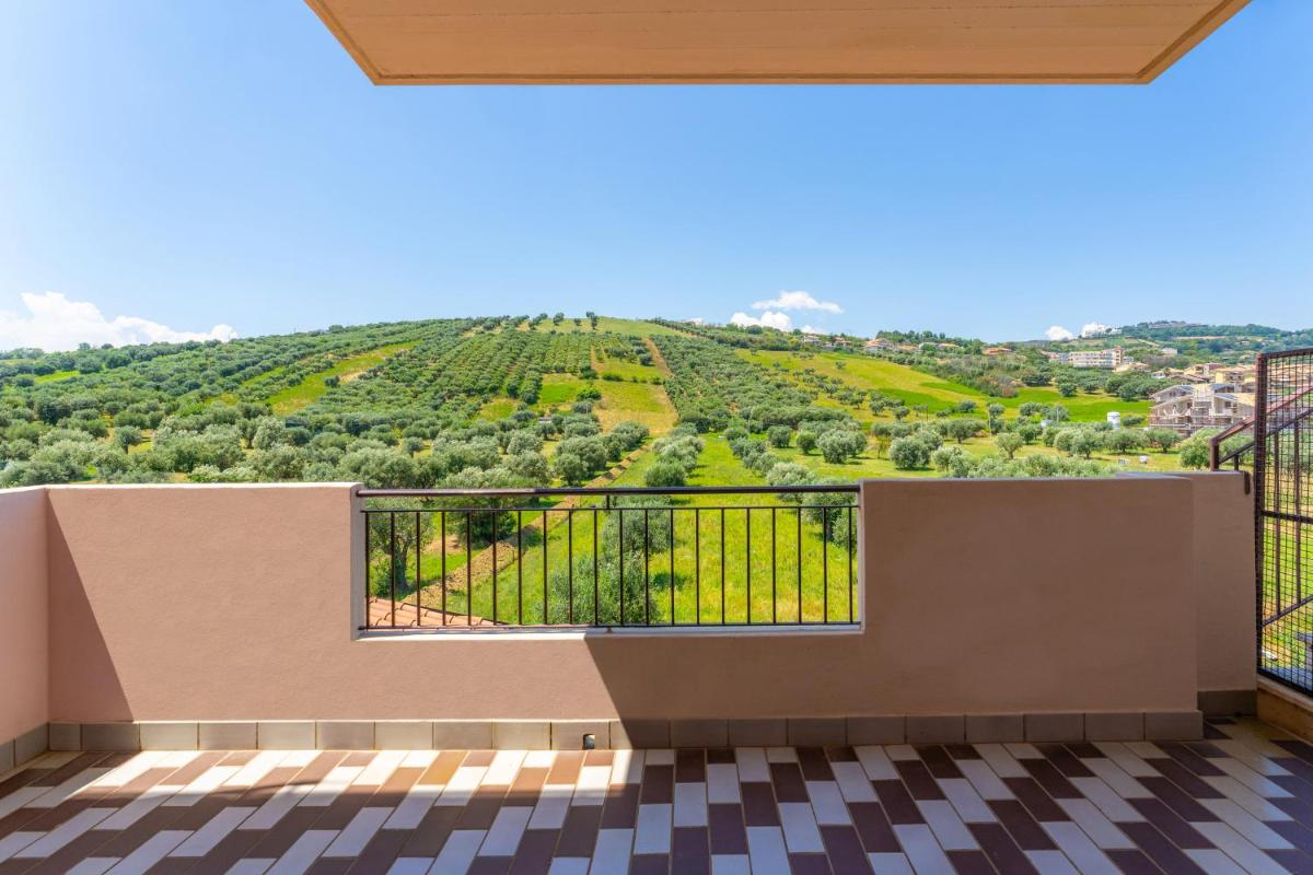 Hotel Villa Elena - Housity