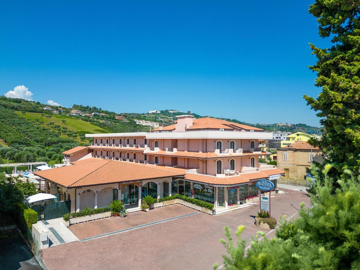 Hotel Villa Elena - Housity