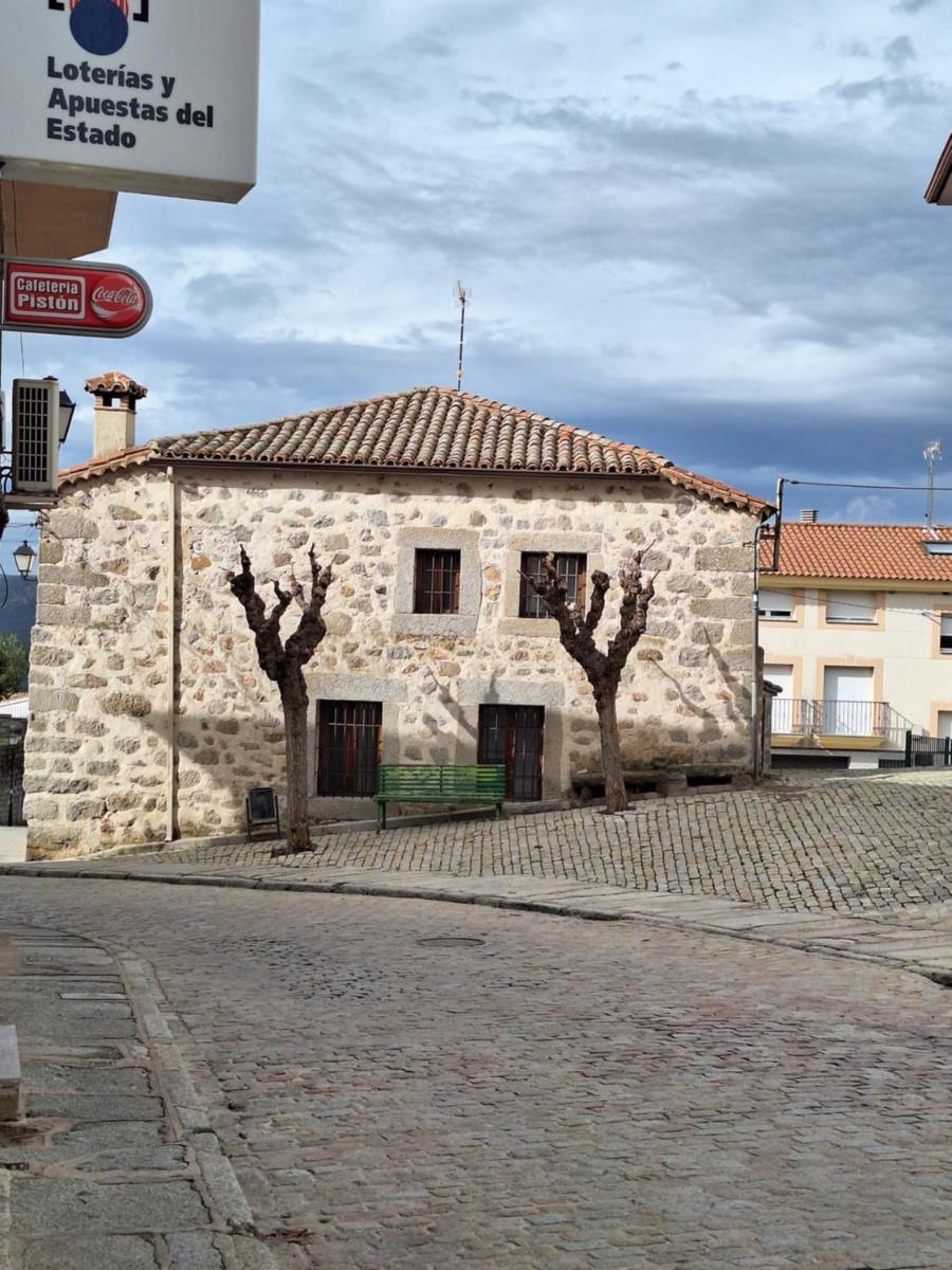 Suitetrails - Hostal el patio restaurante