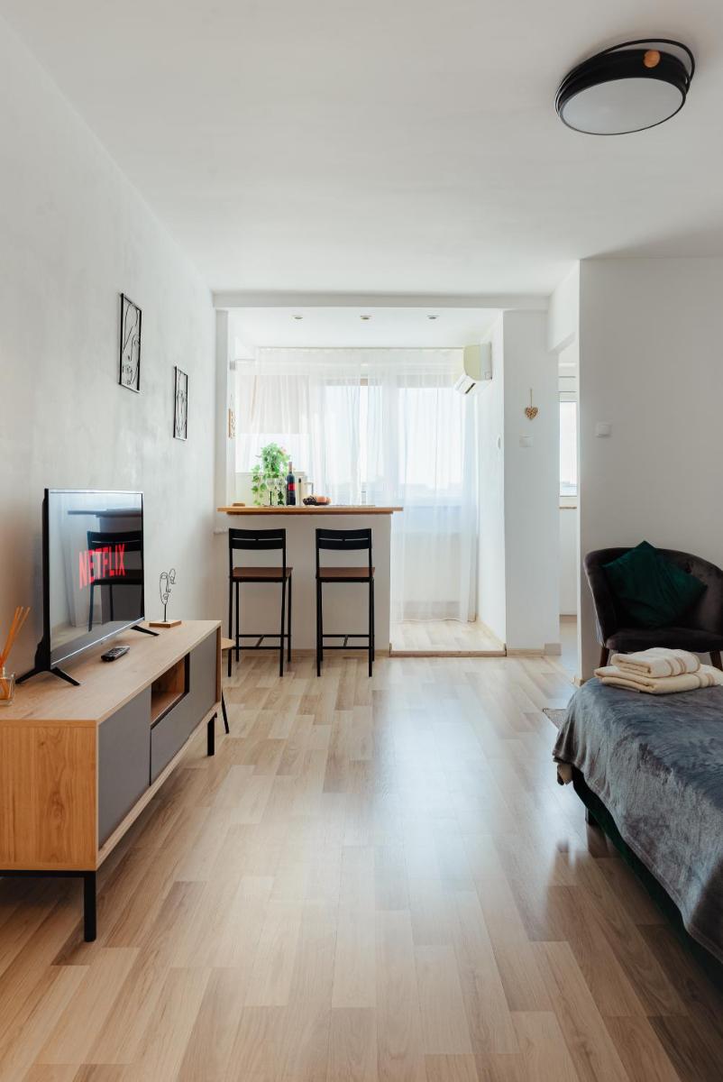Premium Studio next to National Arena & Park - Housity