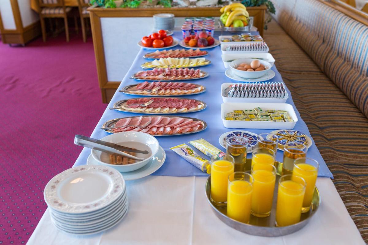 Bed & Breakfast Senator - Housity