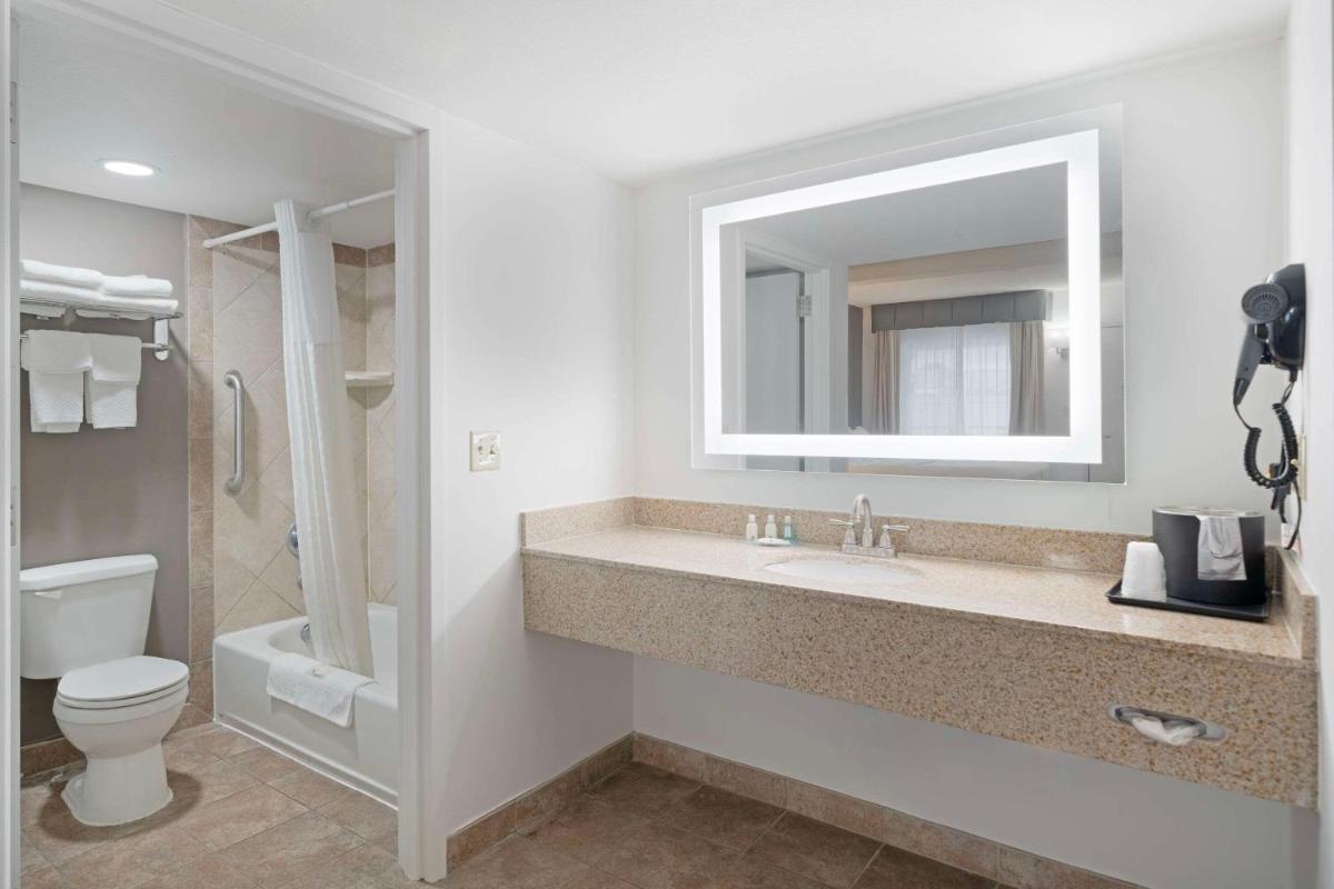 Quality Inn Idaho Falls - Housity