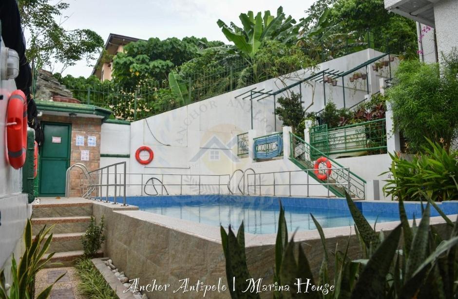 Marina House- Owner's Cabin - Housity