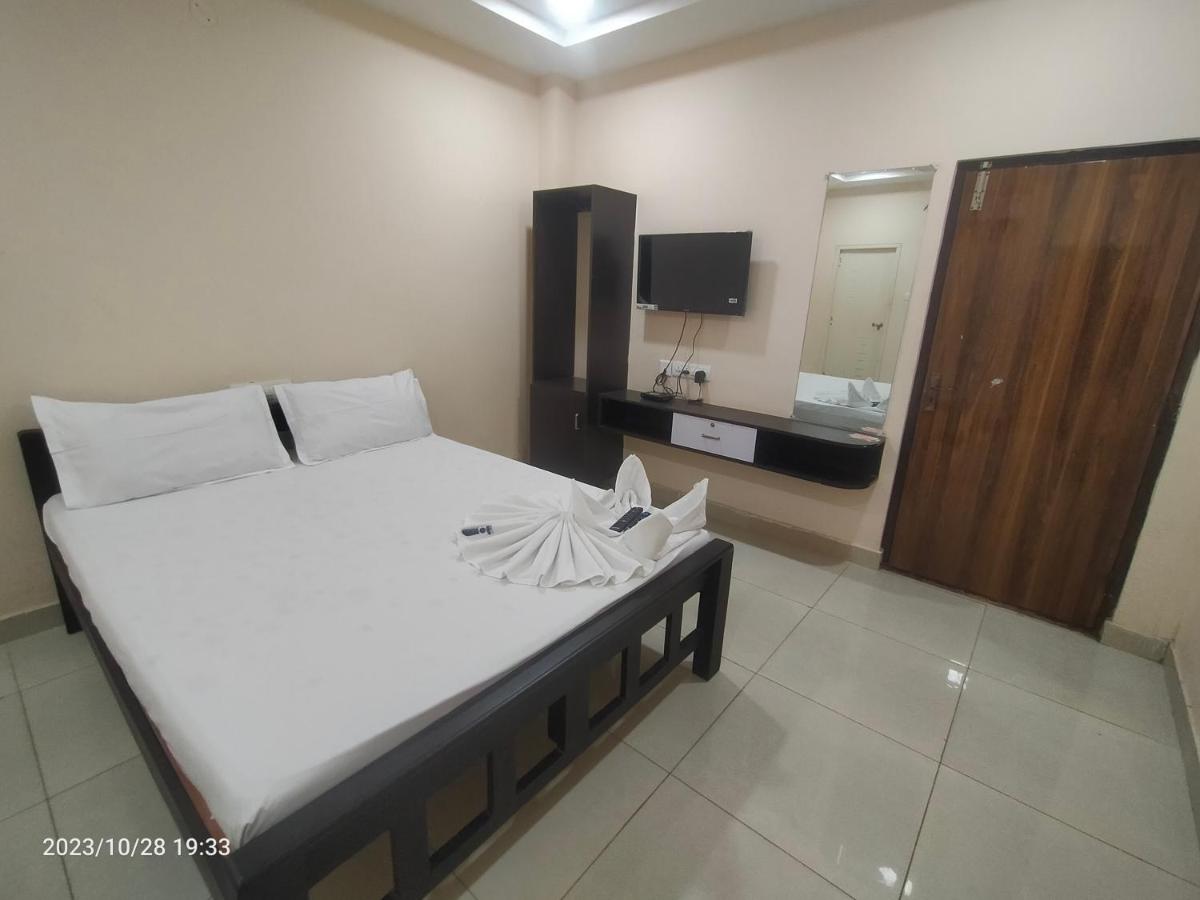 Karthikeya Grand - Housity