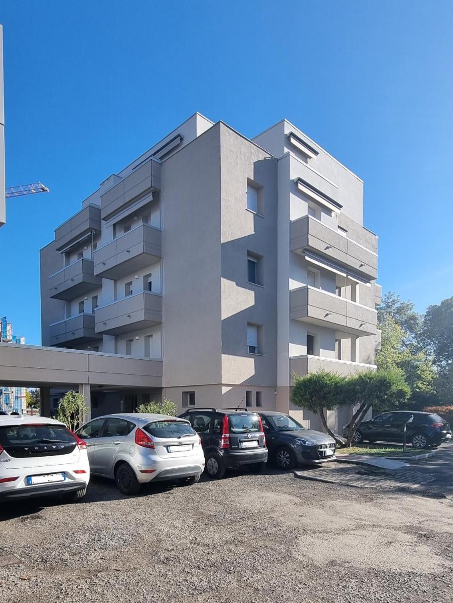 GUEST HOLIDAY GRAMSCI - Housity