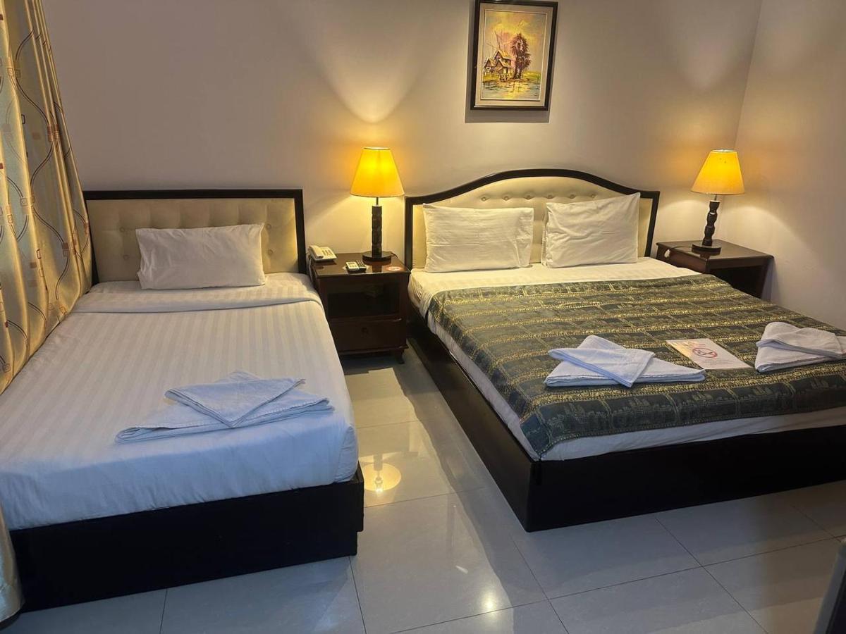 Silver Mounts Hotel - Housity