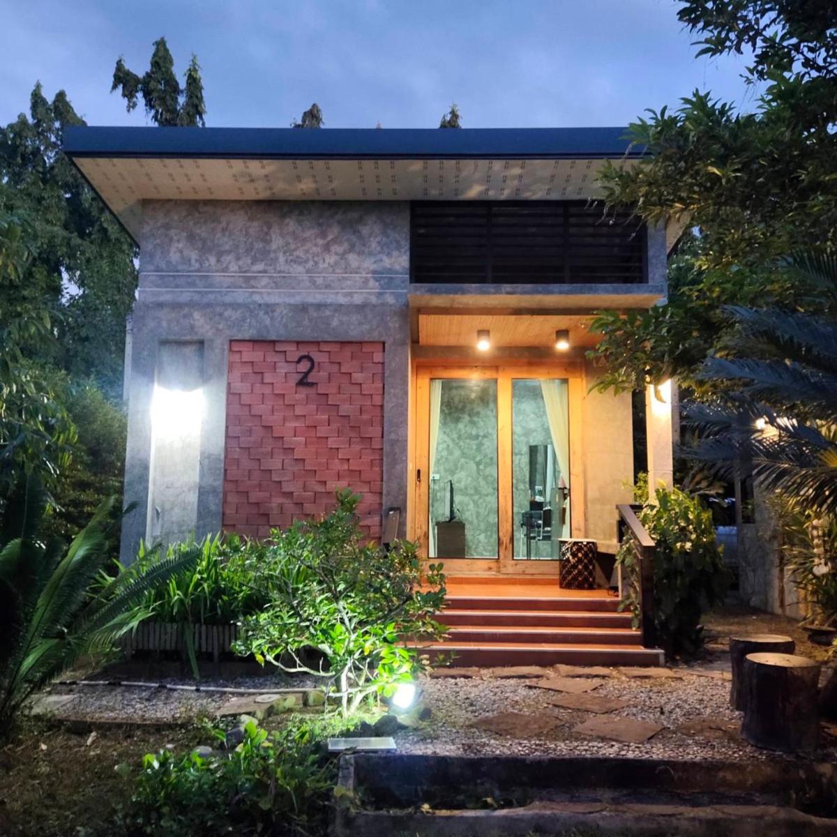 Baan Pak Arom Resort Chanthaburi - Housity