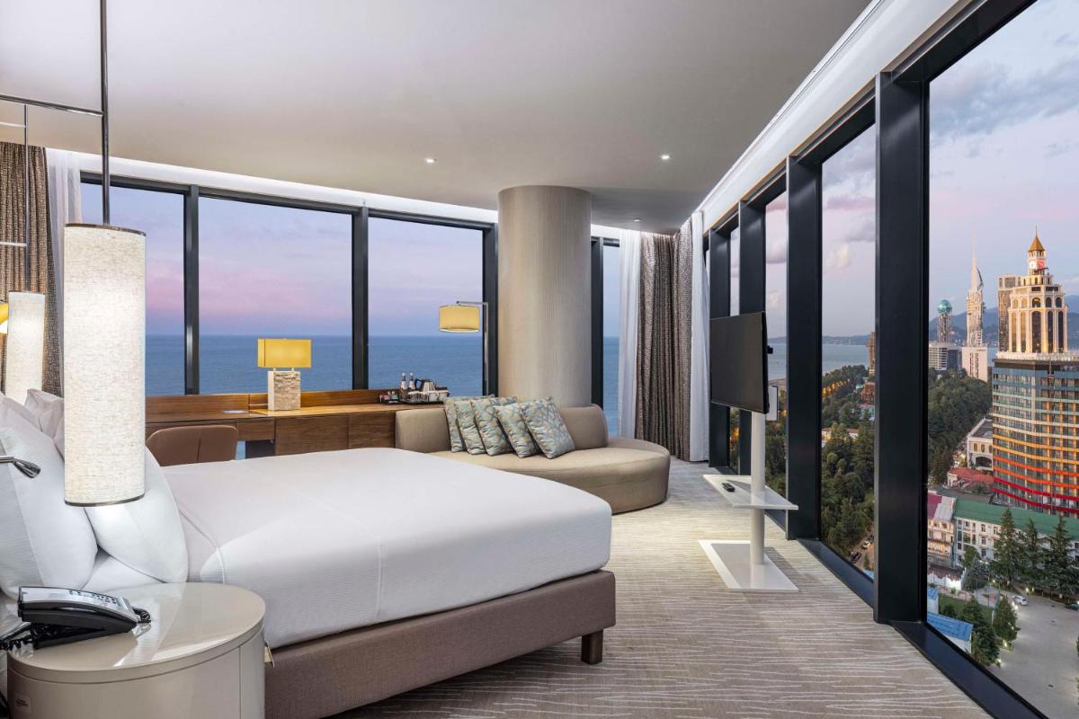 Hilton Batumi - Housity