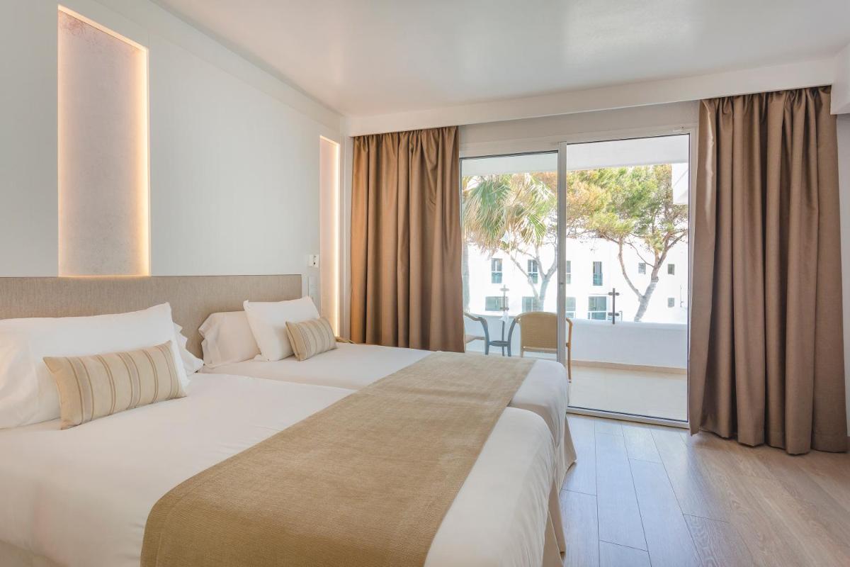 Cama o camas de una habitación en Marins Playa