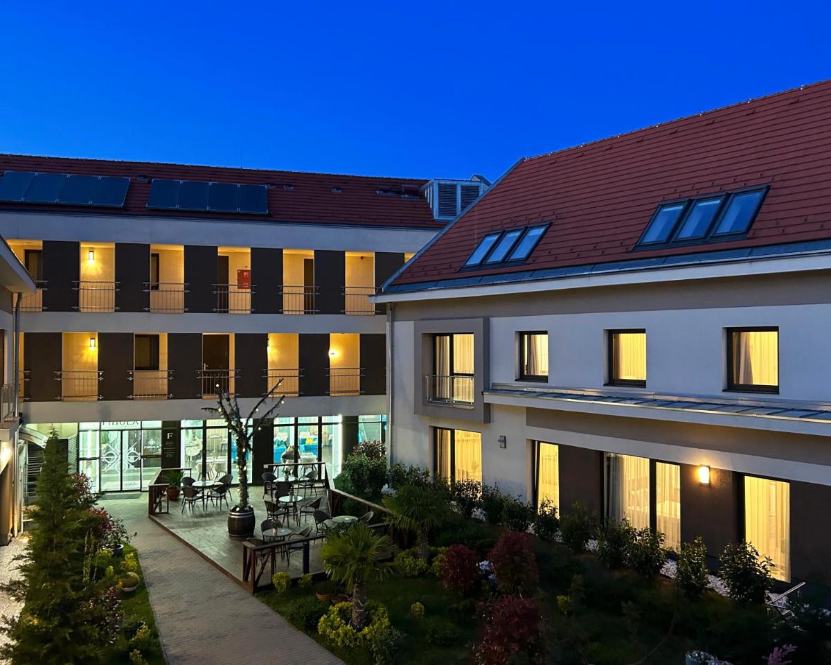 Fibula Residence Hotel & Wellness - Adults Only - Housity