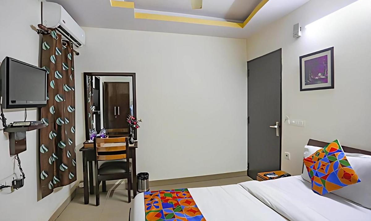 THE EDEN HOTEL Near Okhla - Housity