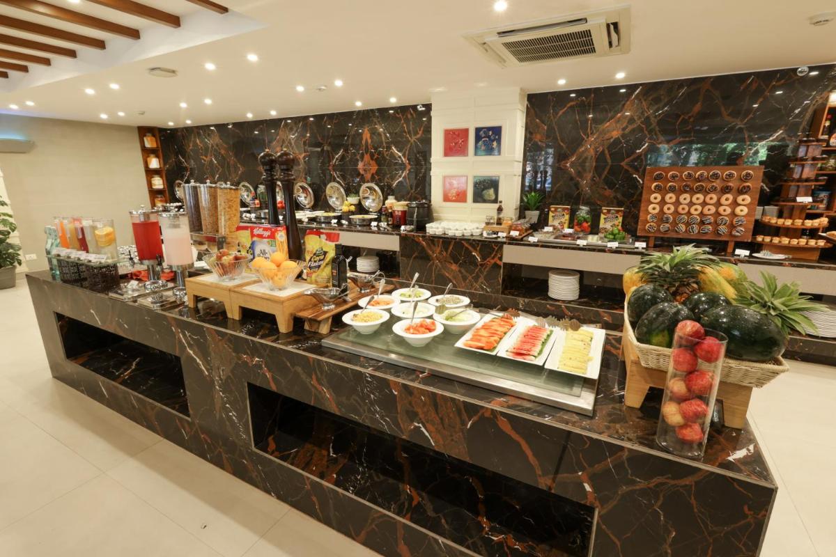 Sobit Sarovar Portico - Housity