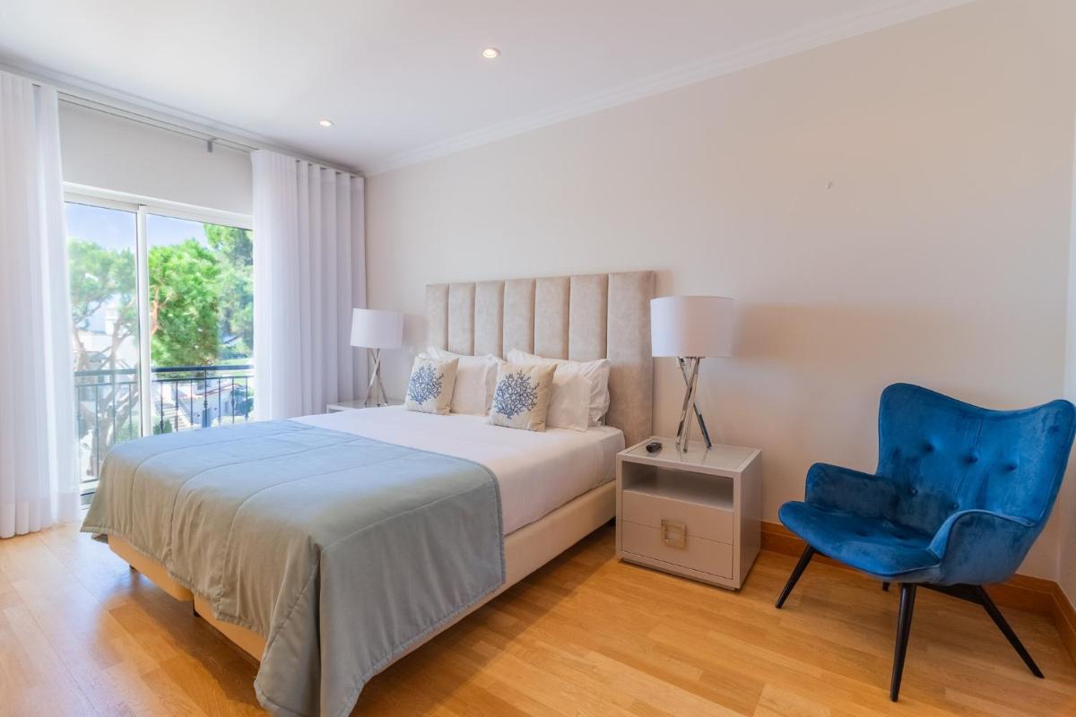 Uma cama ou camas num quarto em Dunas Douradas Beach Club
