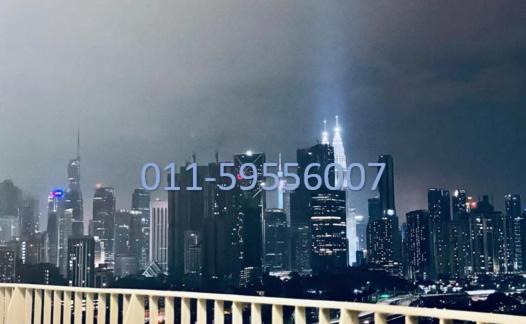 Suitetrails - Datum Jelatek (LINQ Sky) Service Apartment