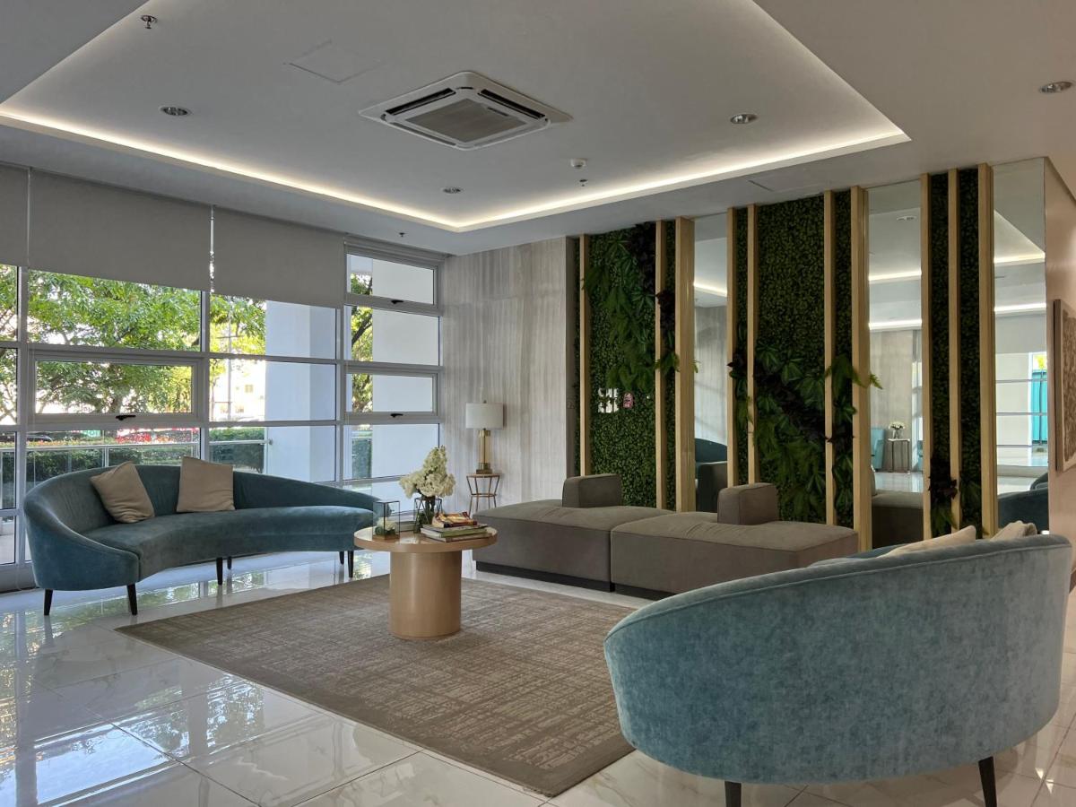 The Loop Towers, Chic, Modern , Minimalist Design - Housity