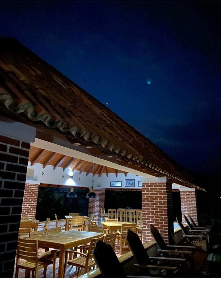 Villa Mipa Hotel y Restaurante - Housity