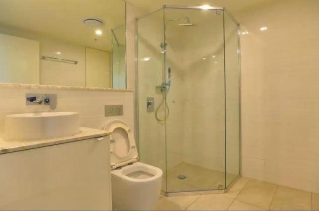 Executive Apartment with Pool & Gym - Housity