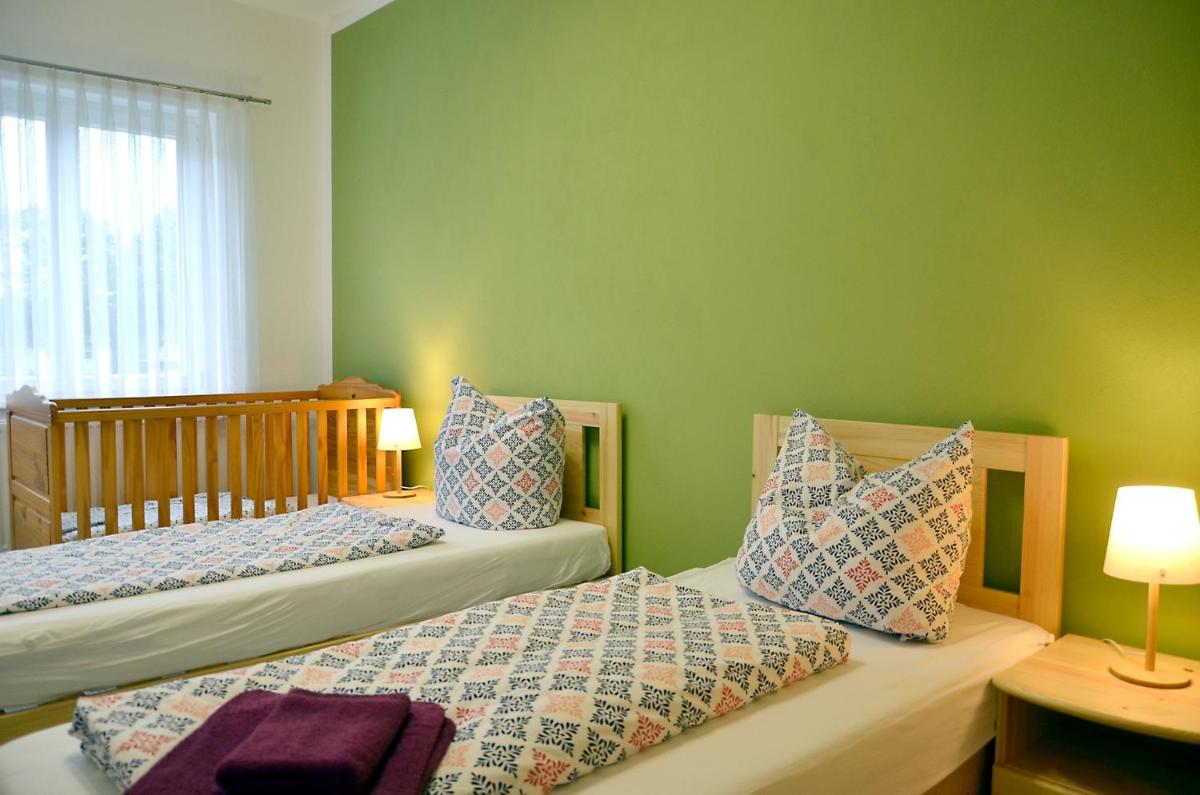 Ferienwohnung "Zum Dorfkrug" - Housity