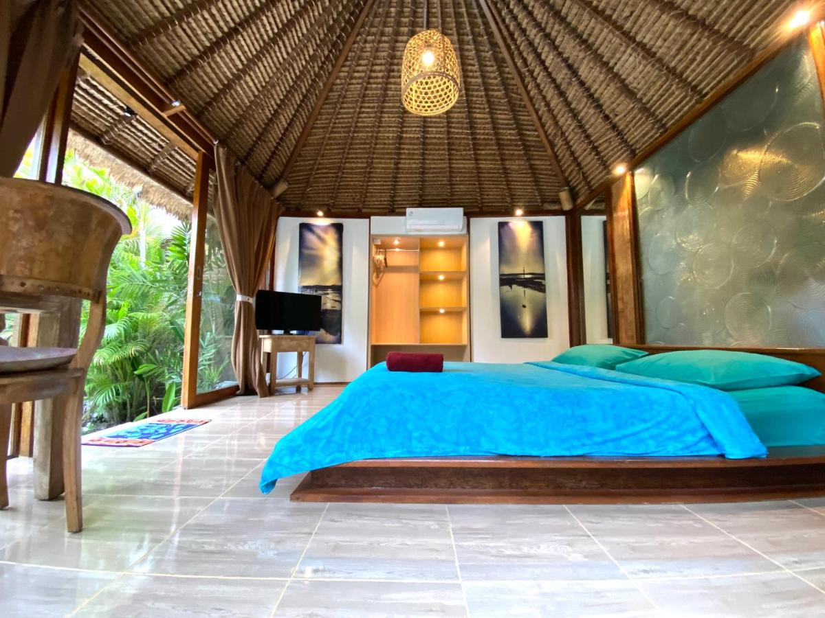 Little Tree House - Housity