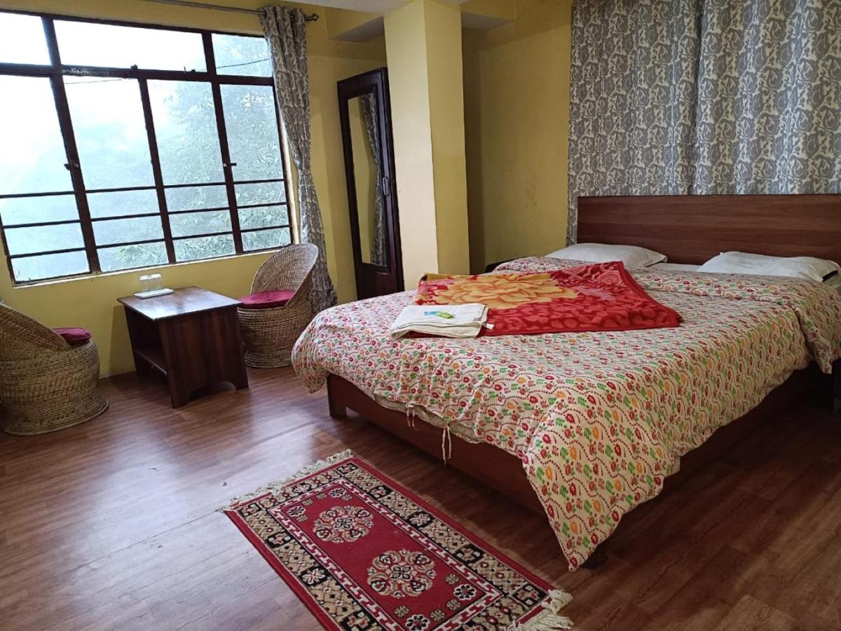 Hotel Himalaya Residency, Darjeeling - Housity