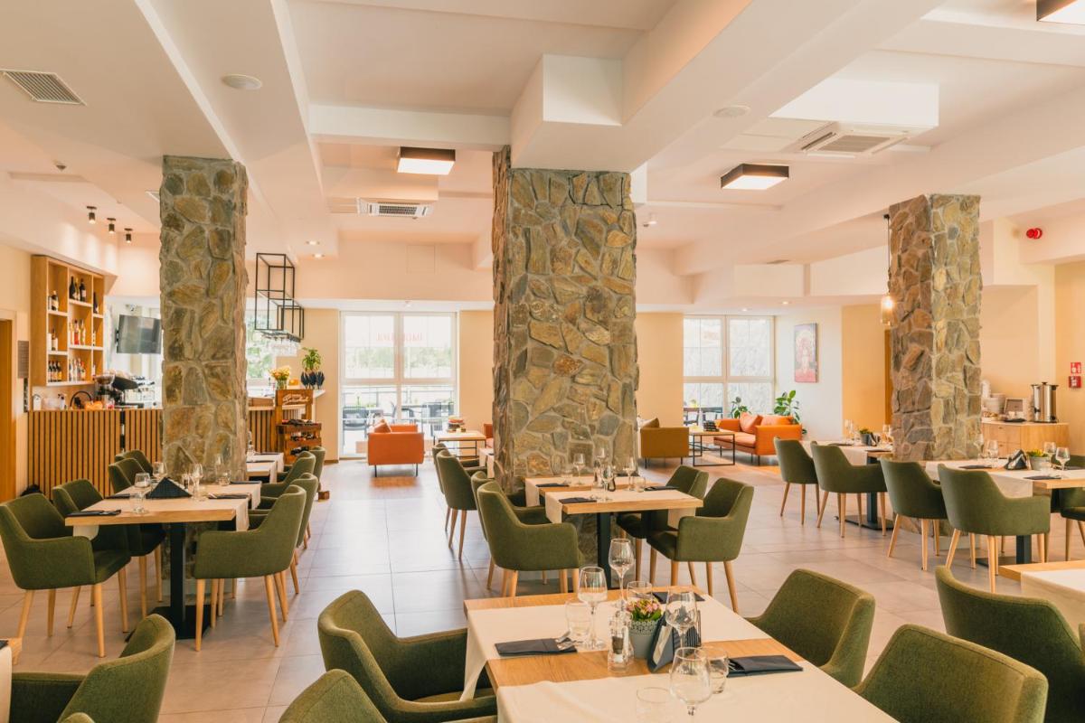 Country Club Żywiec Hotel SPA i Domki Całoroczne - Housity