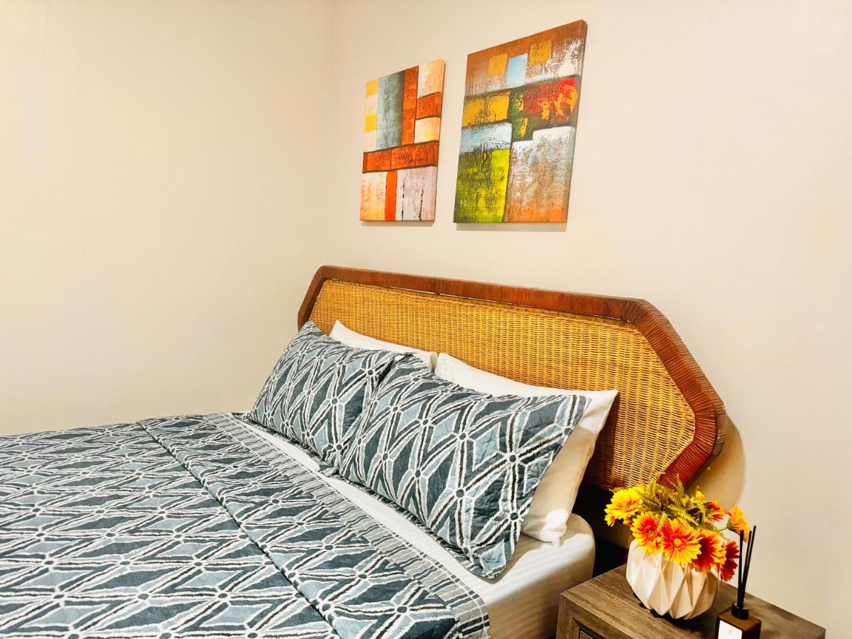 SCJ 1 Fully Furnished Home near SM Batangas - Housity