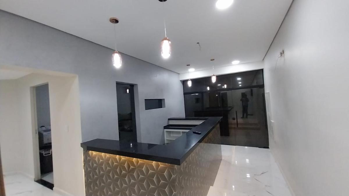 Suitetrails - Hotel New House