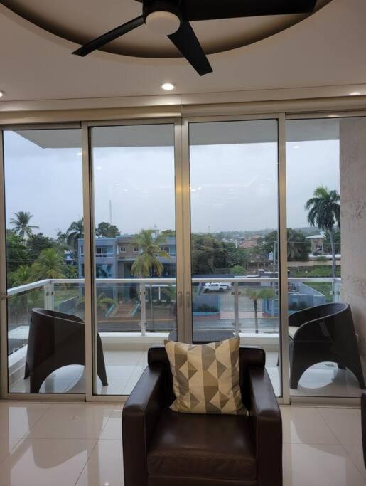 Luxury Condo. Steps From The Beach! - Housity