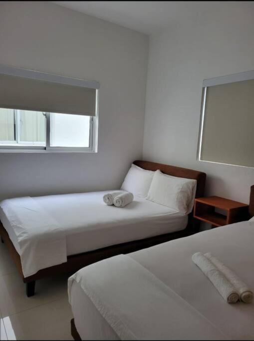 Luxury Condo. Steps From The Beach! - Housity