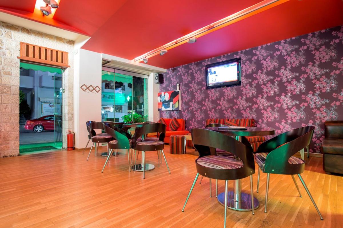 Aktaion Hotel - Housity
