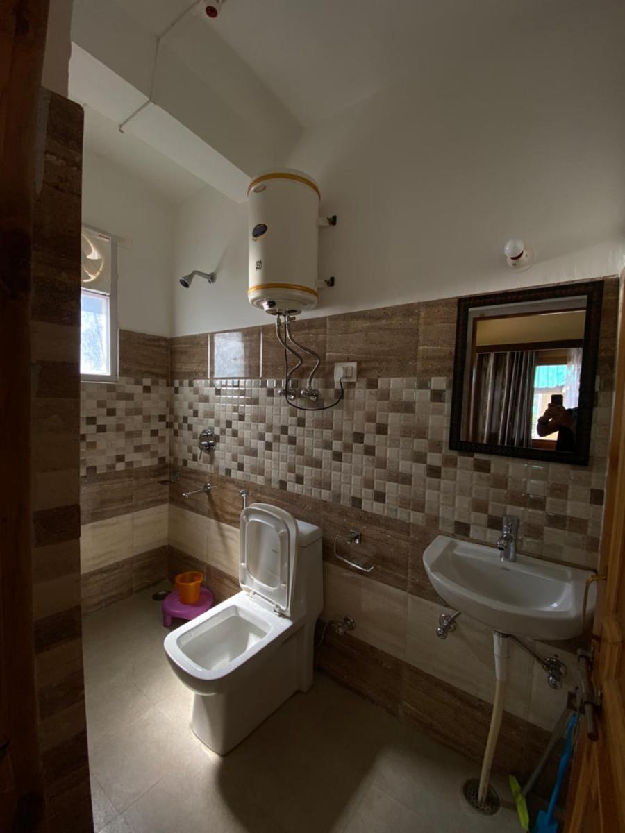 Gondhla House - Housity