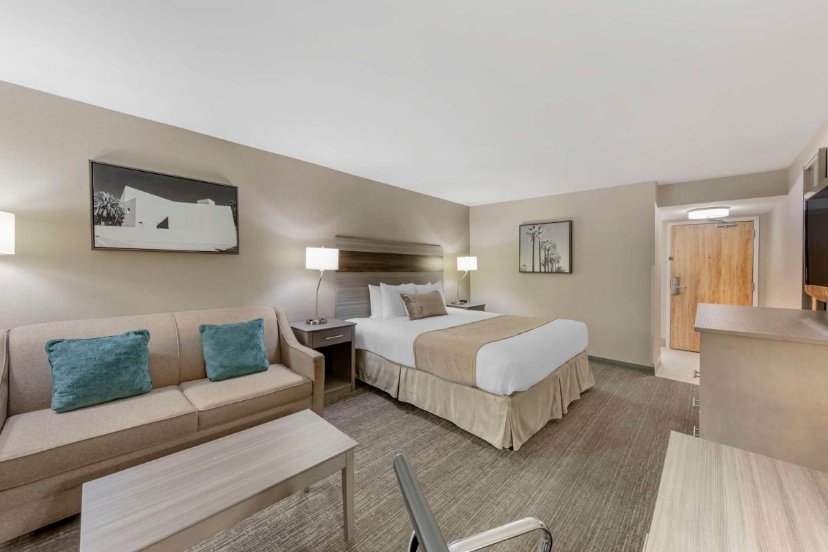 Best Western Plus Executive Inn - Housity