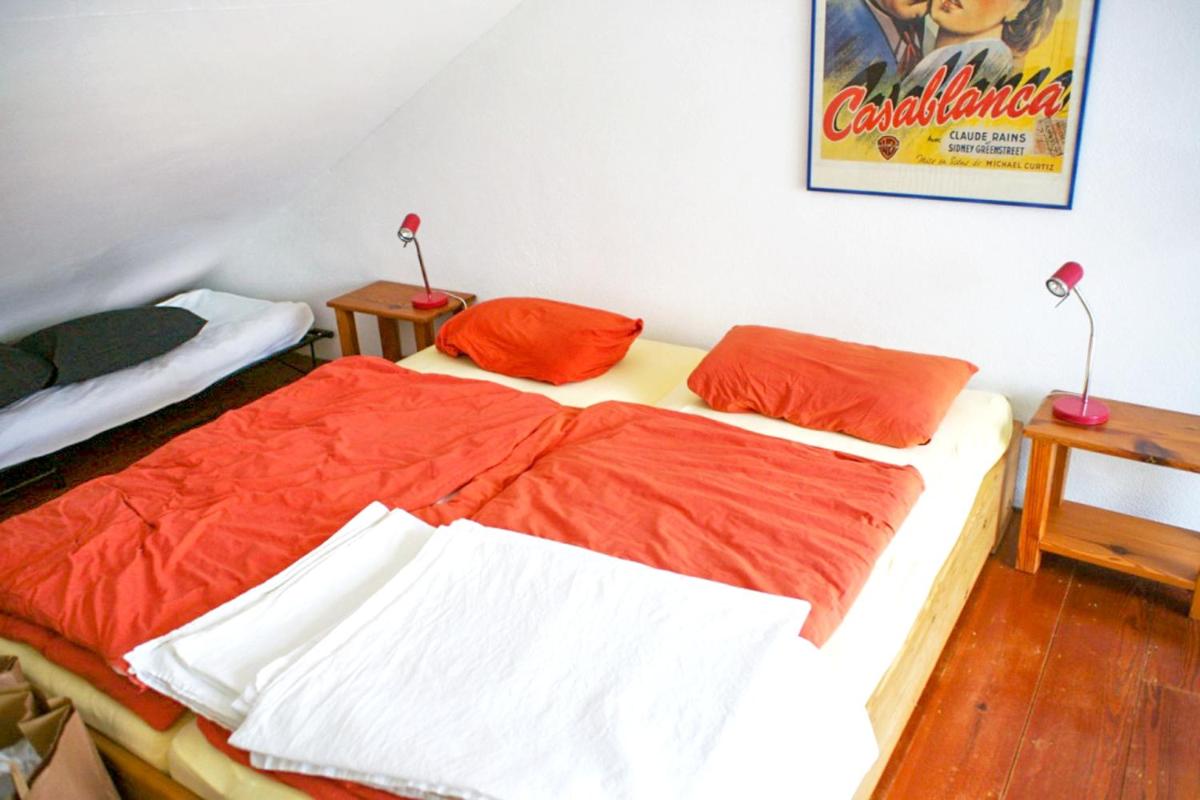 Charming House in Tourmakeady with Lake and Mountain Views - Housity