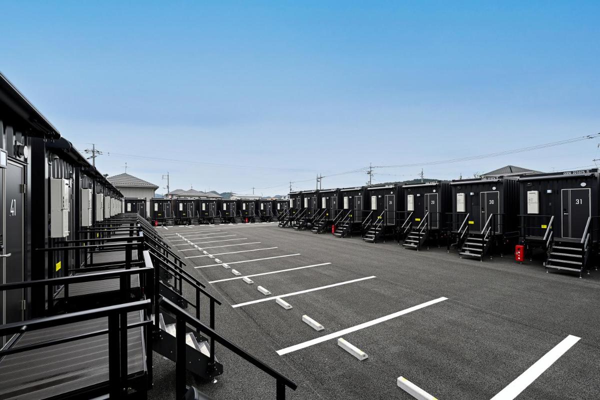 HOTEL R9 The Yard Shoo - Housity