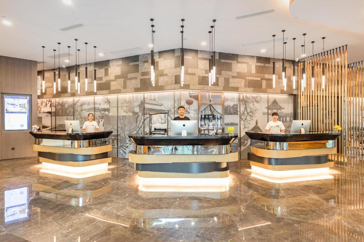 Atour Hotel Jinan Grand View Garden - Housity