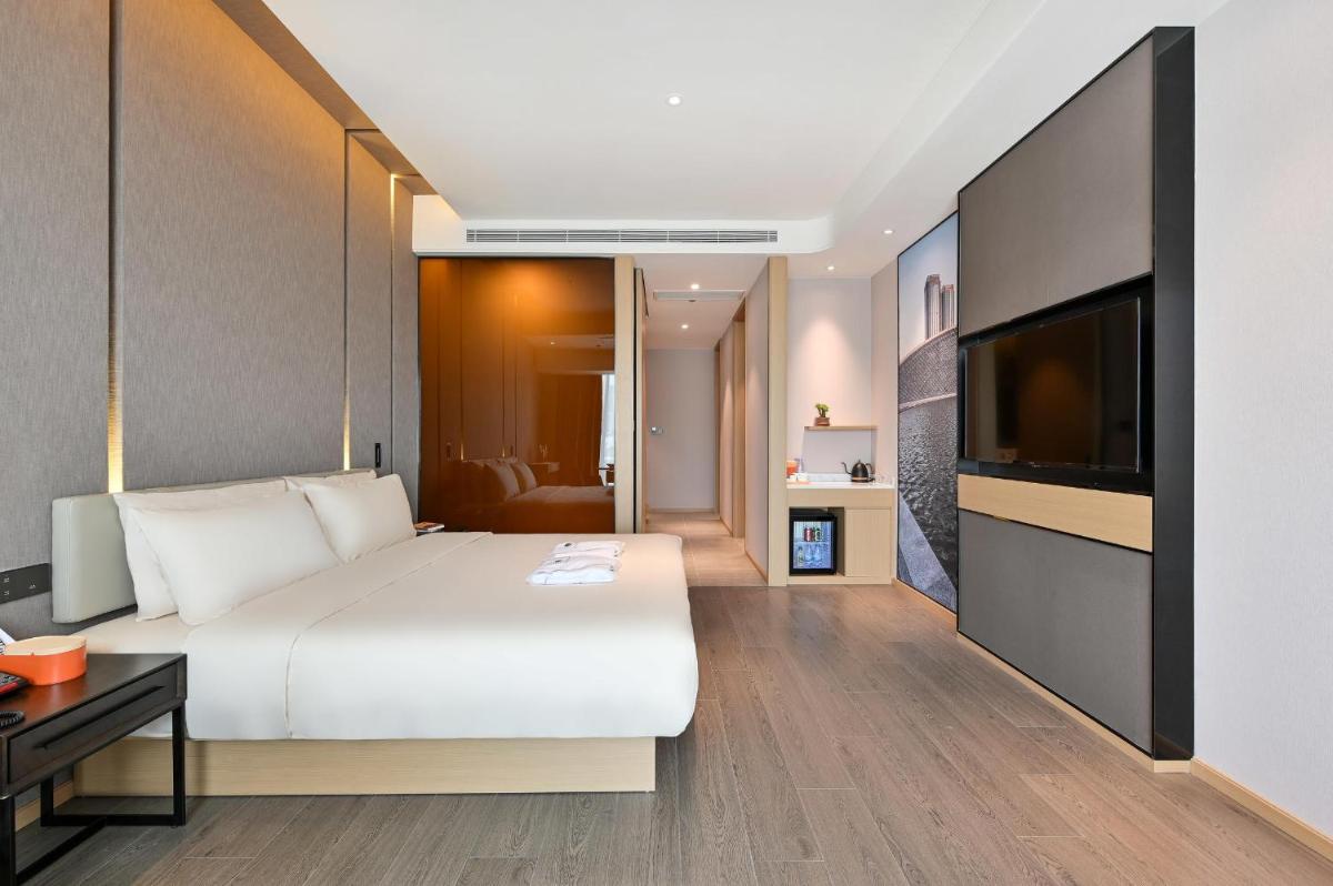 Atour Hotel Tianjin Eye - Housity