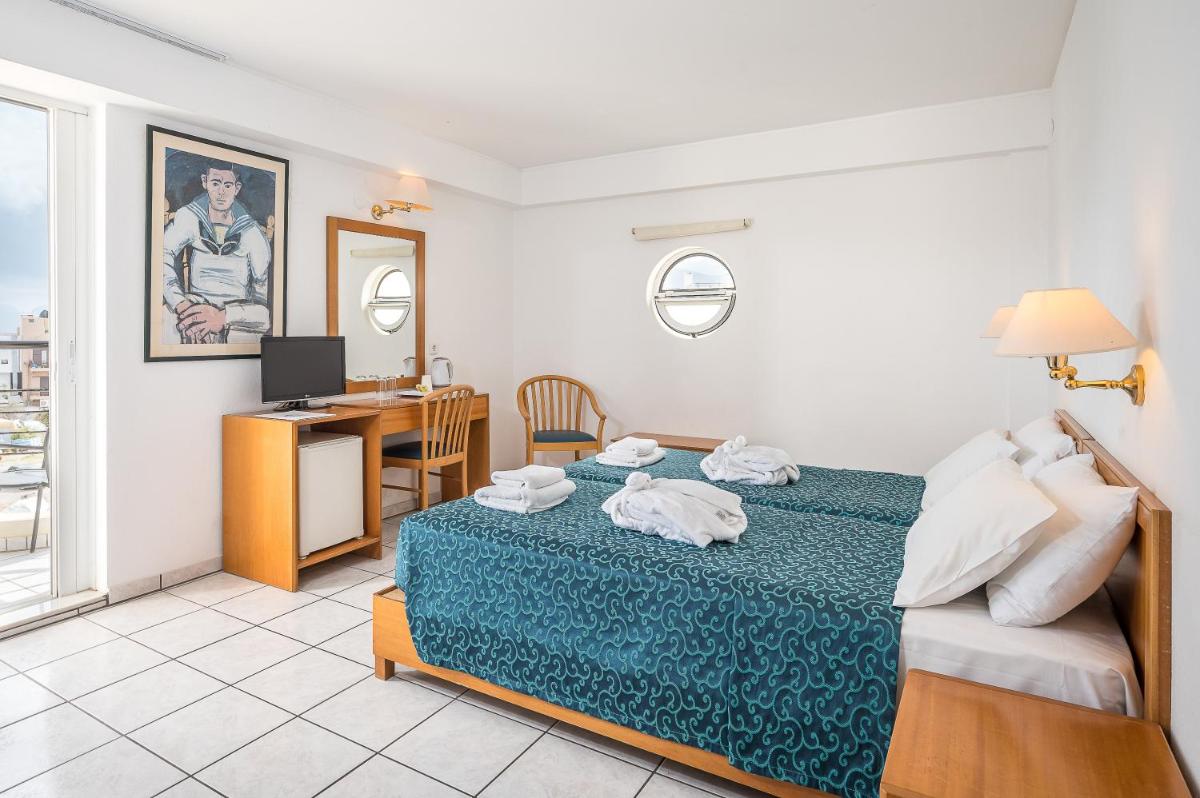 Heronissos Hotel - Housity