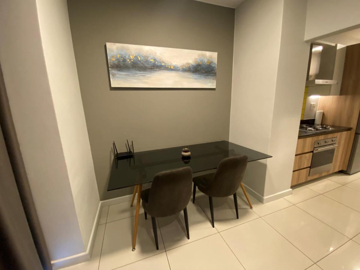 Easy Stay - The Median Rosebank - Housity